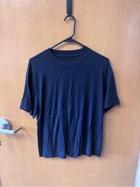 lululemon athletica Black Short Sleeve Crewneck Tee
